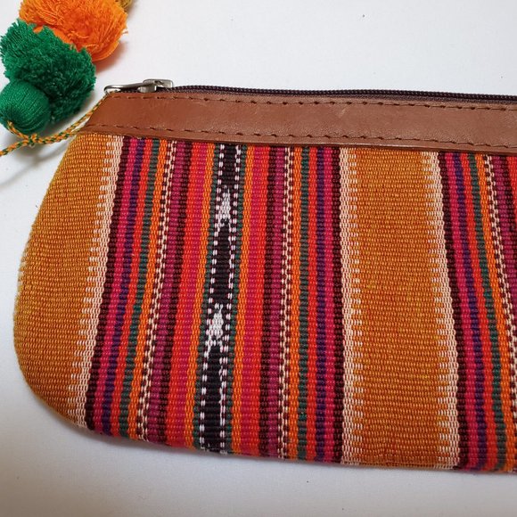 Nena & Co. Sedona Clutch / Wristlet - Picture 14 of 15